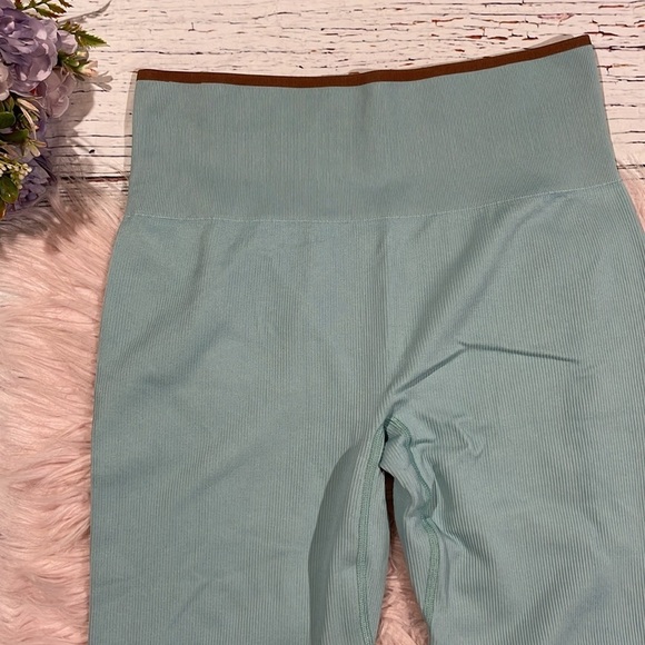 NWT Outdoor Voices Seamless Ribbed 7/8 Legging- Storm - Picture 5 of 9